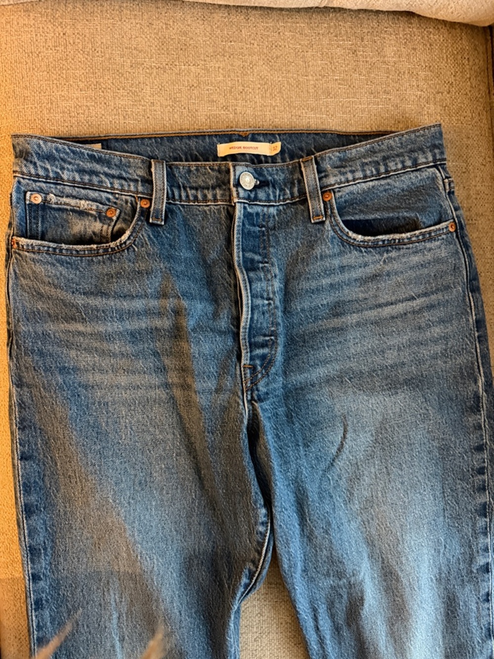 Levi's Women's Blue Bootcut Jeans - Picture 2 of 3